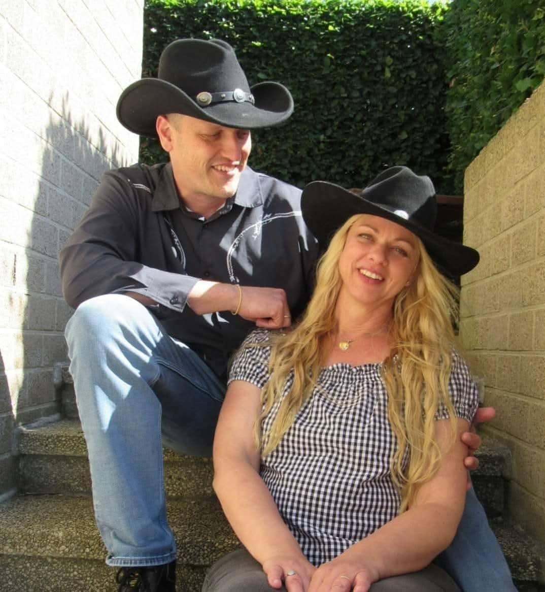 Lees meer over het artikel Country Anna Mc Rose